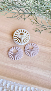 Organic hoops with lines cutter cutter set