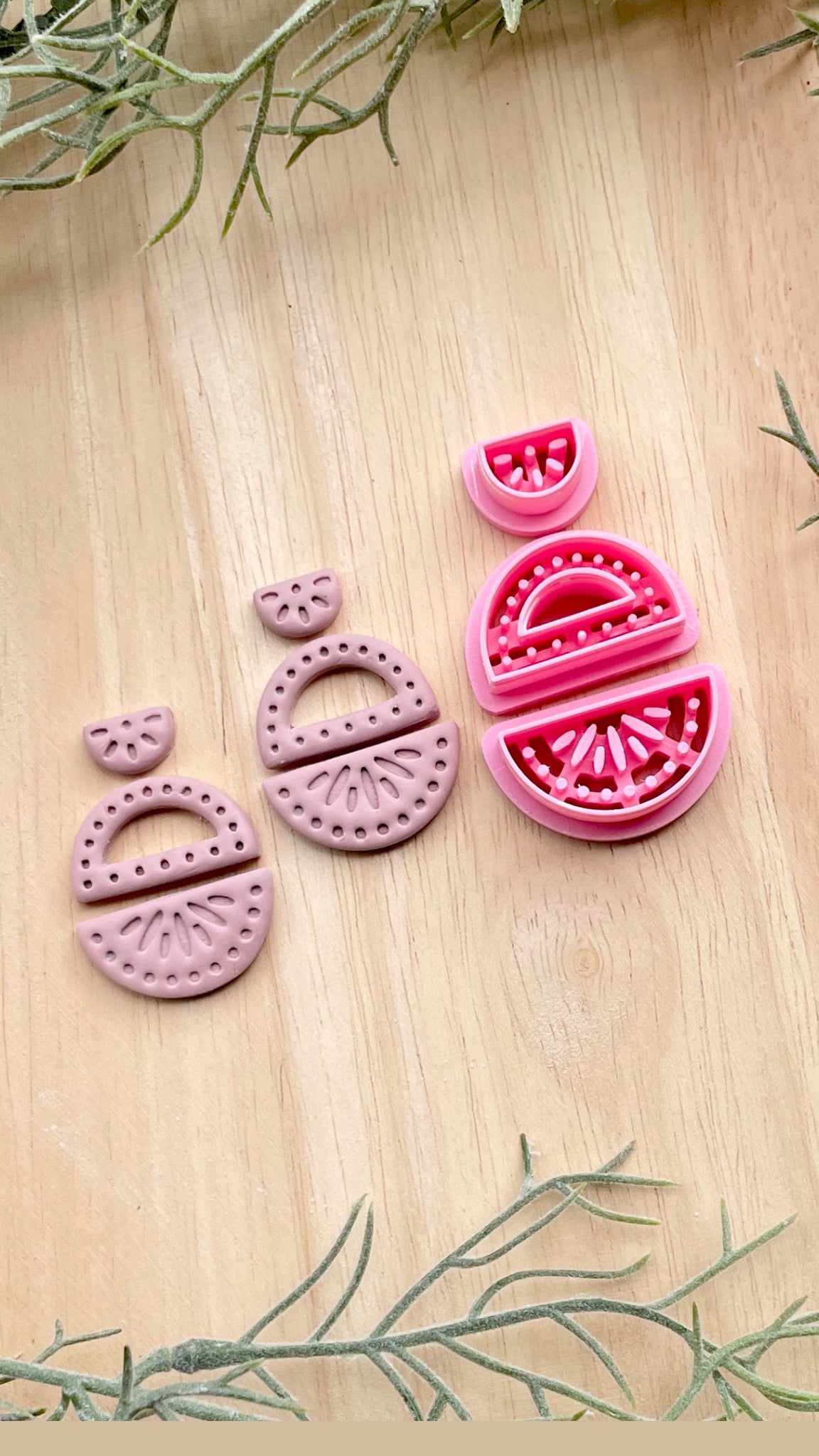 Detailed 3 piece semi circle set