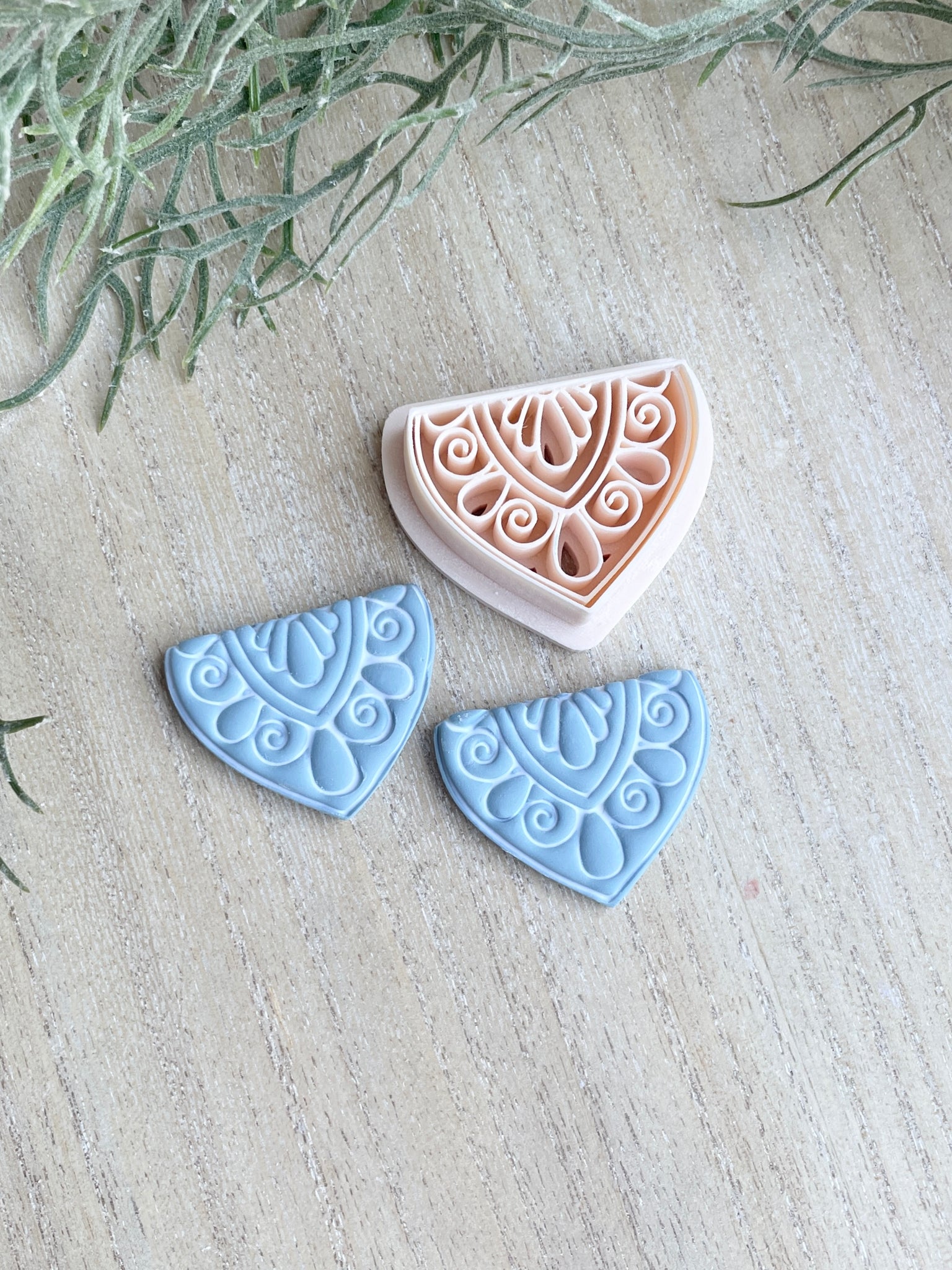 Jianna detailed cutter