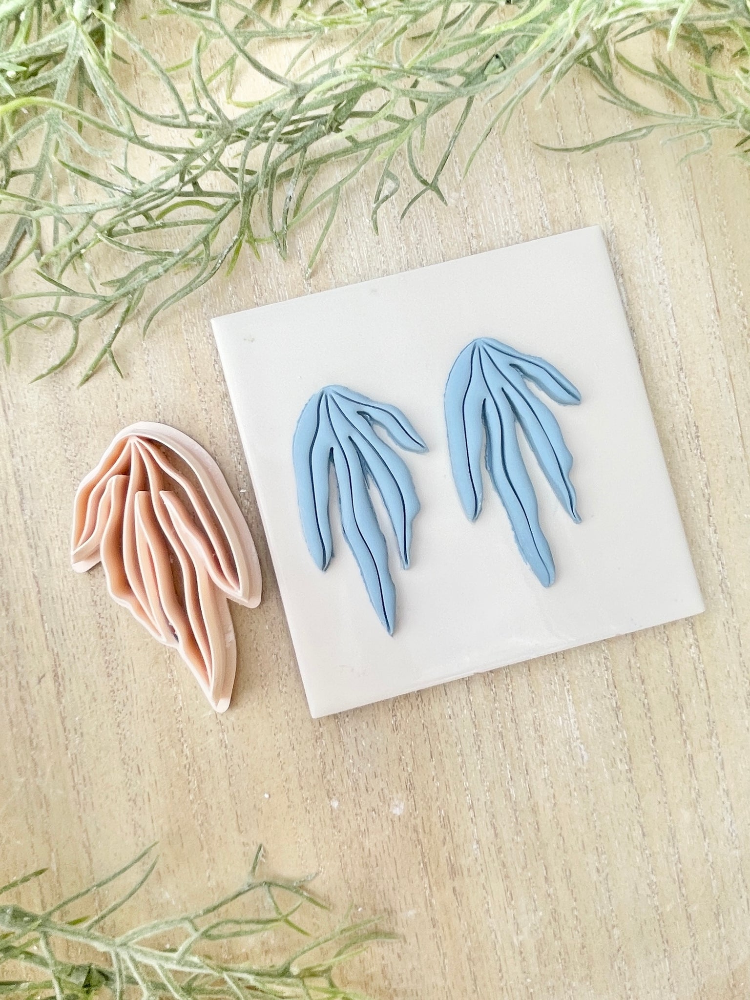 Organic large long leaf cutter