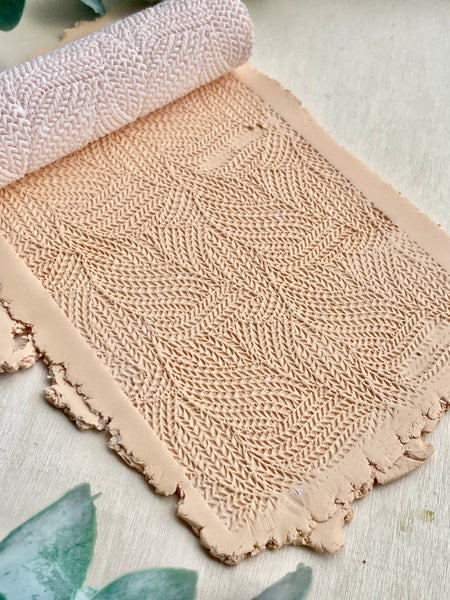 Fine knit swirl lines texture roller