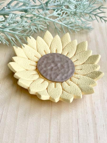 Sunflower trinket dish