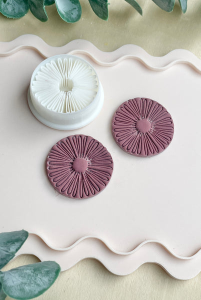 Sunny detail cutter