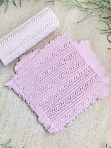 Chunky knit roller