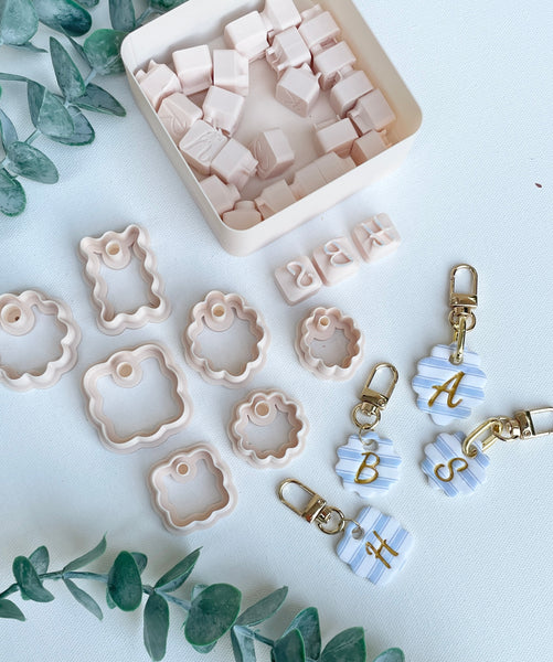Tag charms & elegant letter stamps set