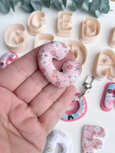 Scalloped Bubble letter cutters - 4cm
