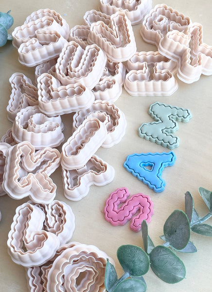 Scalloped border letter cutters - size 4cm