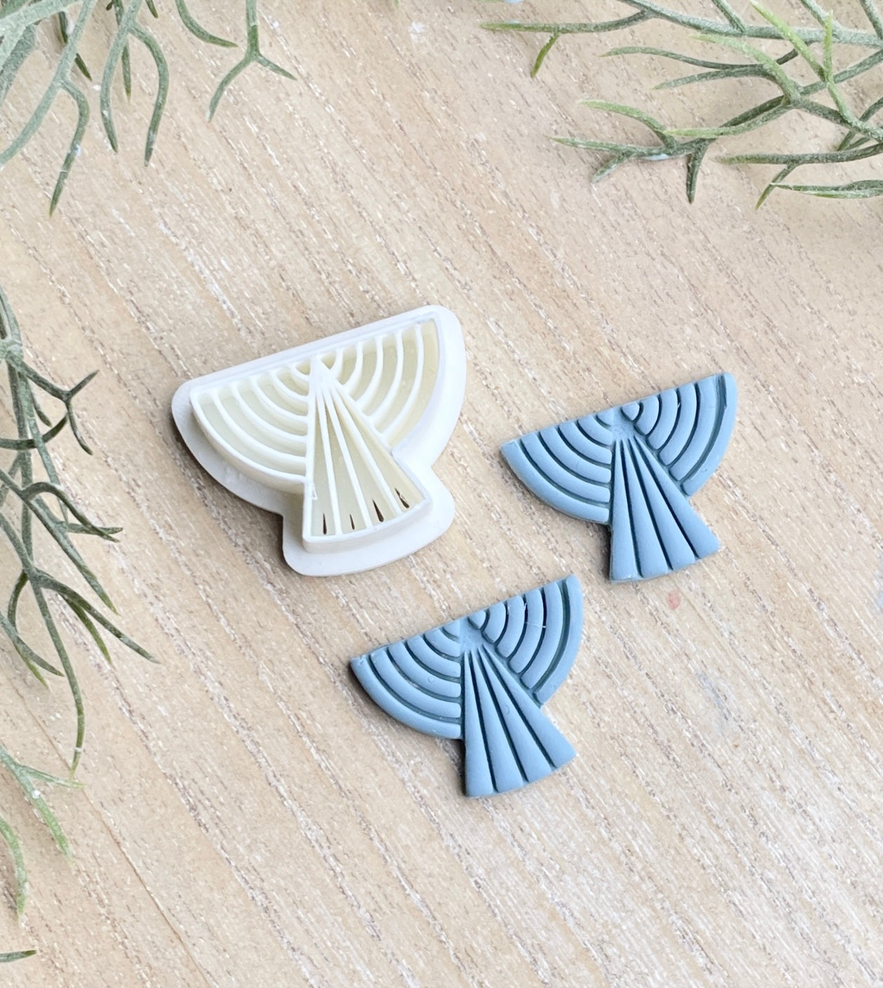 Milla Art deco cutter