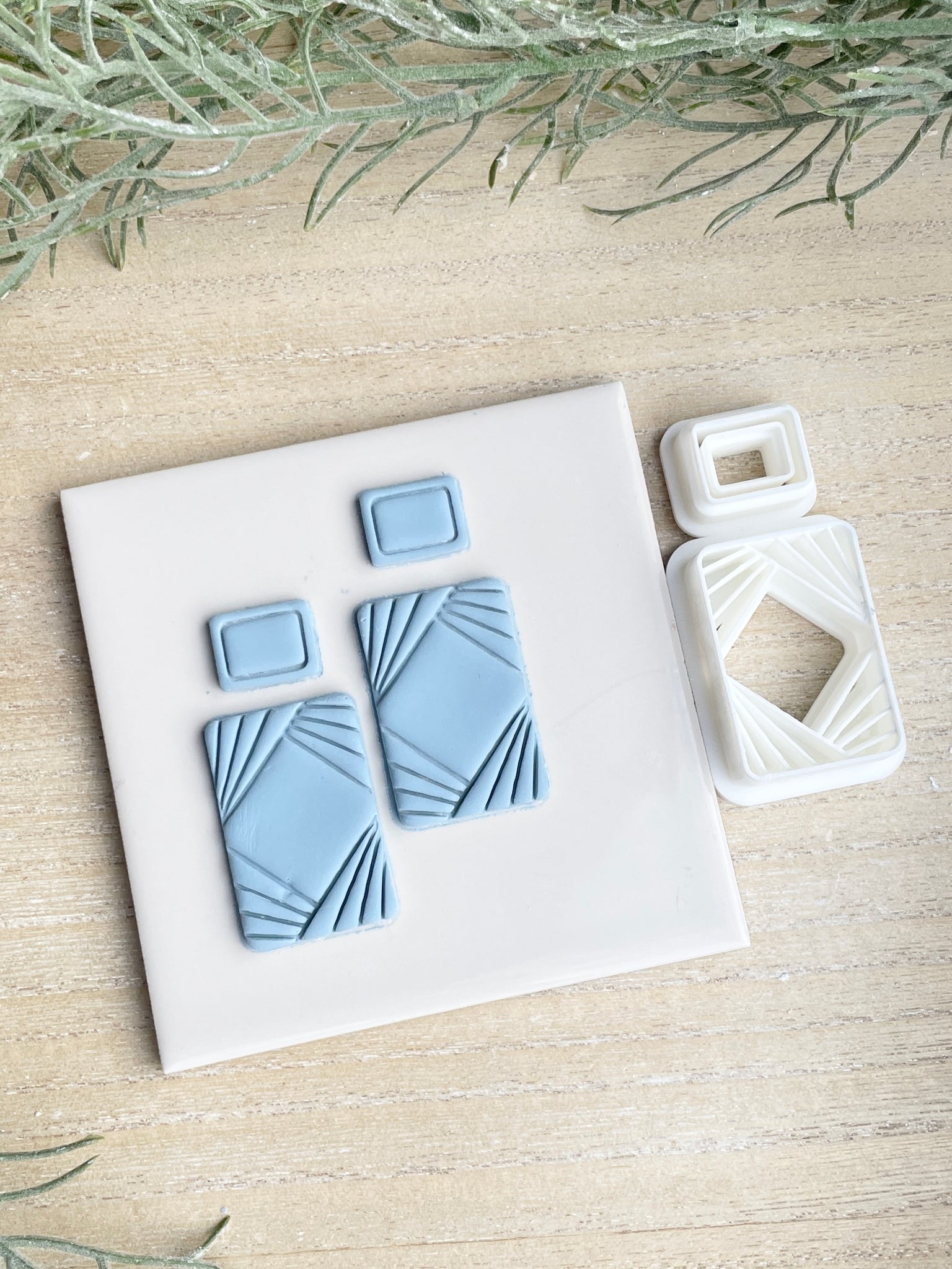 Michelle art deco rectangle cutter set