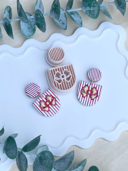 Candy bow strip arch set