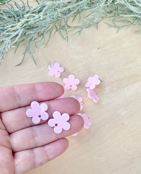 Acrylic Coloured Flower stud tops x 6 pieces