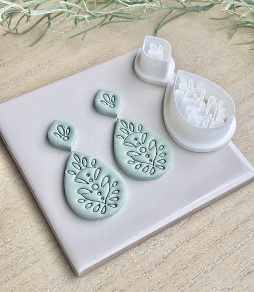 Genevieve 2 piece cutter set