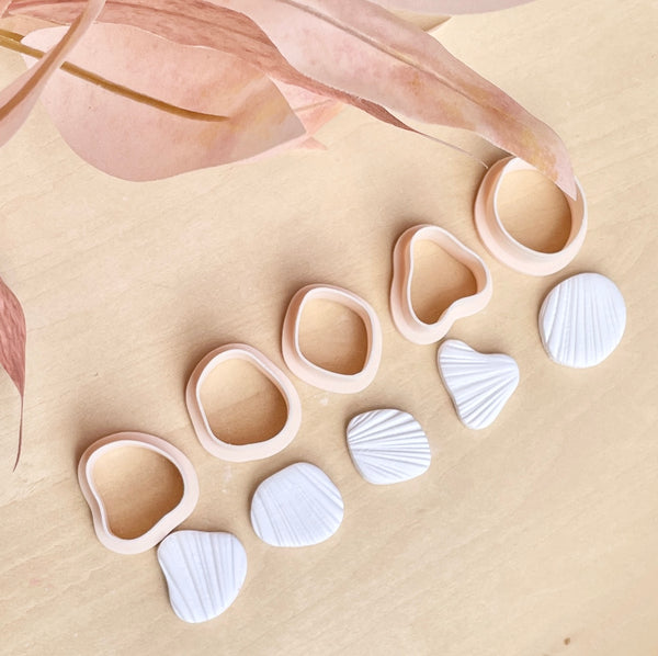 Organic pebble shape cutter sets of 5