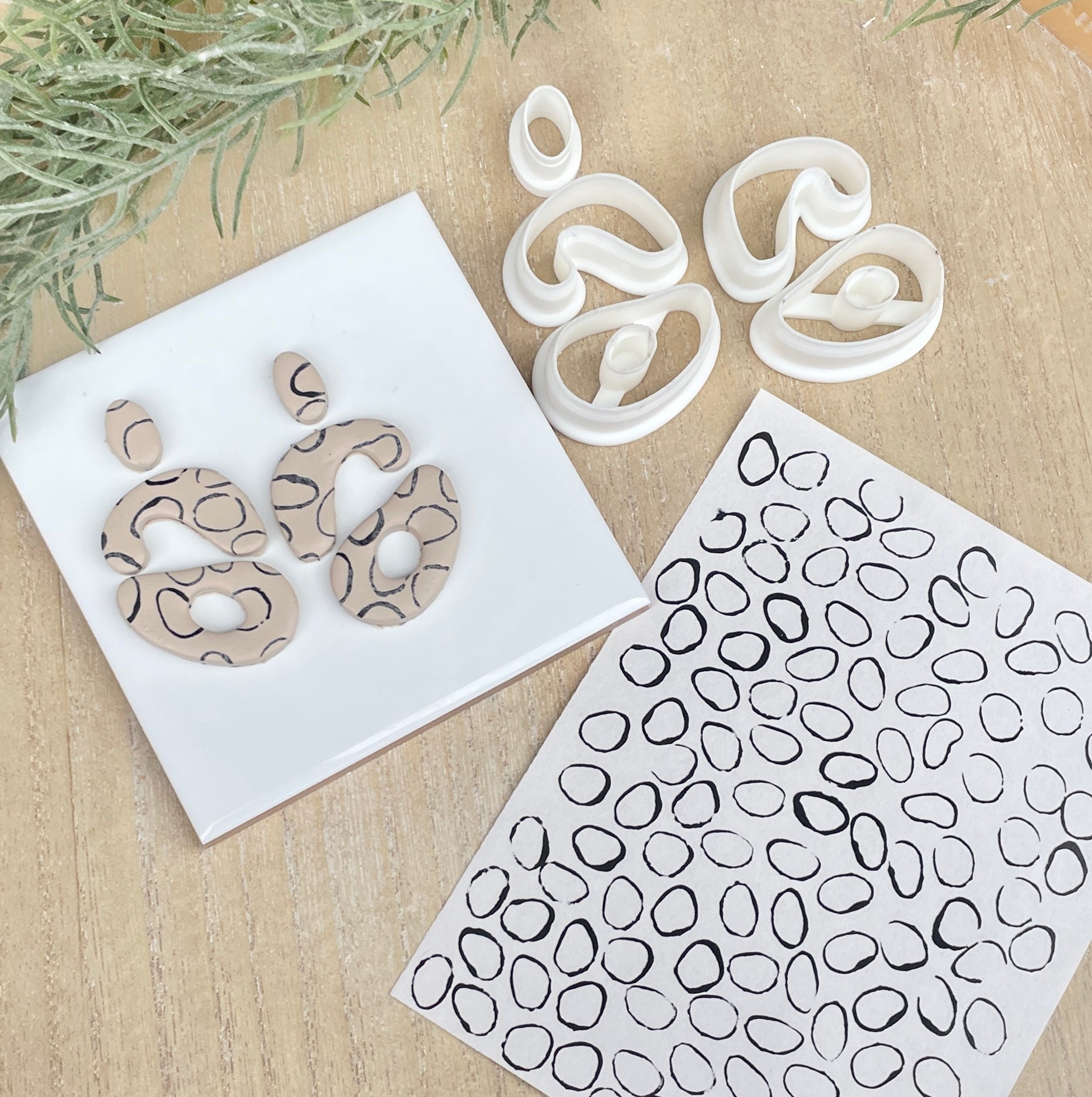 Abstract 3 piece cutter & transfer paper set