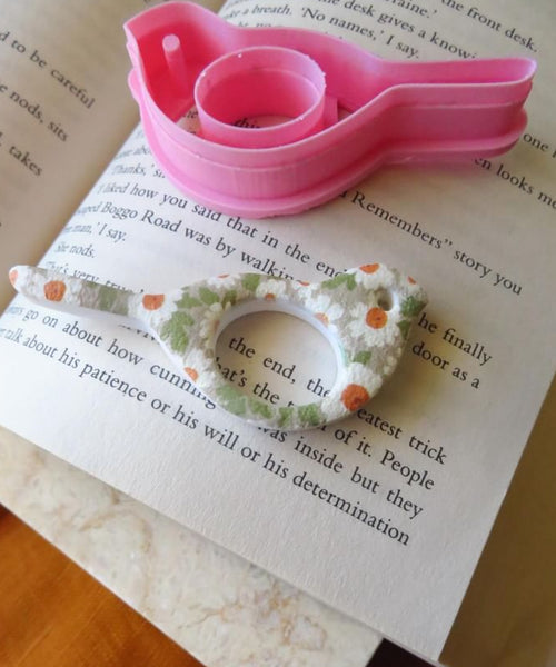 Thumb bookmark cutters - 4 STYLES