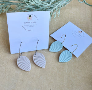 Leaf hoops