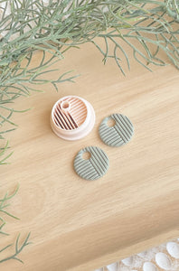 Lined circle cutter