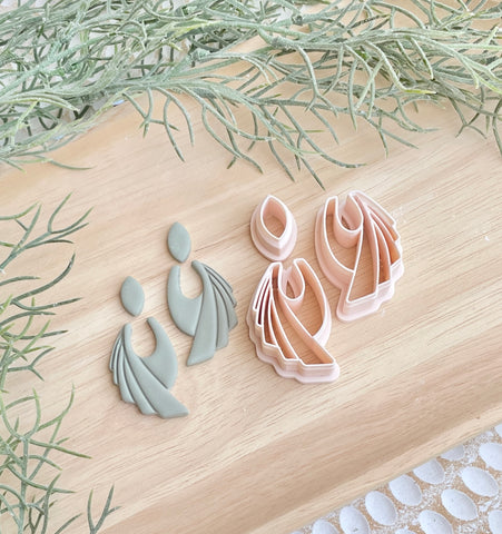 Elegant curve cutter mirrored 3 piece set