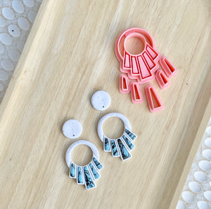 Black and gold crack look studs