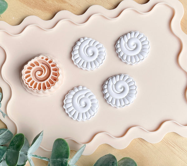 Elegant shell cutter
