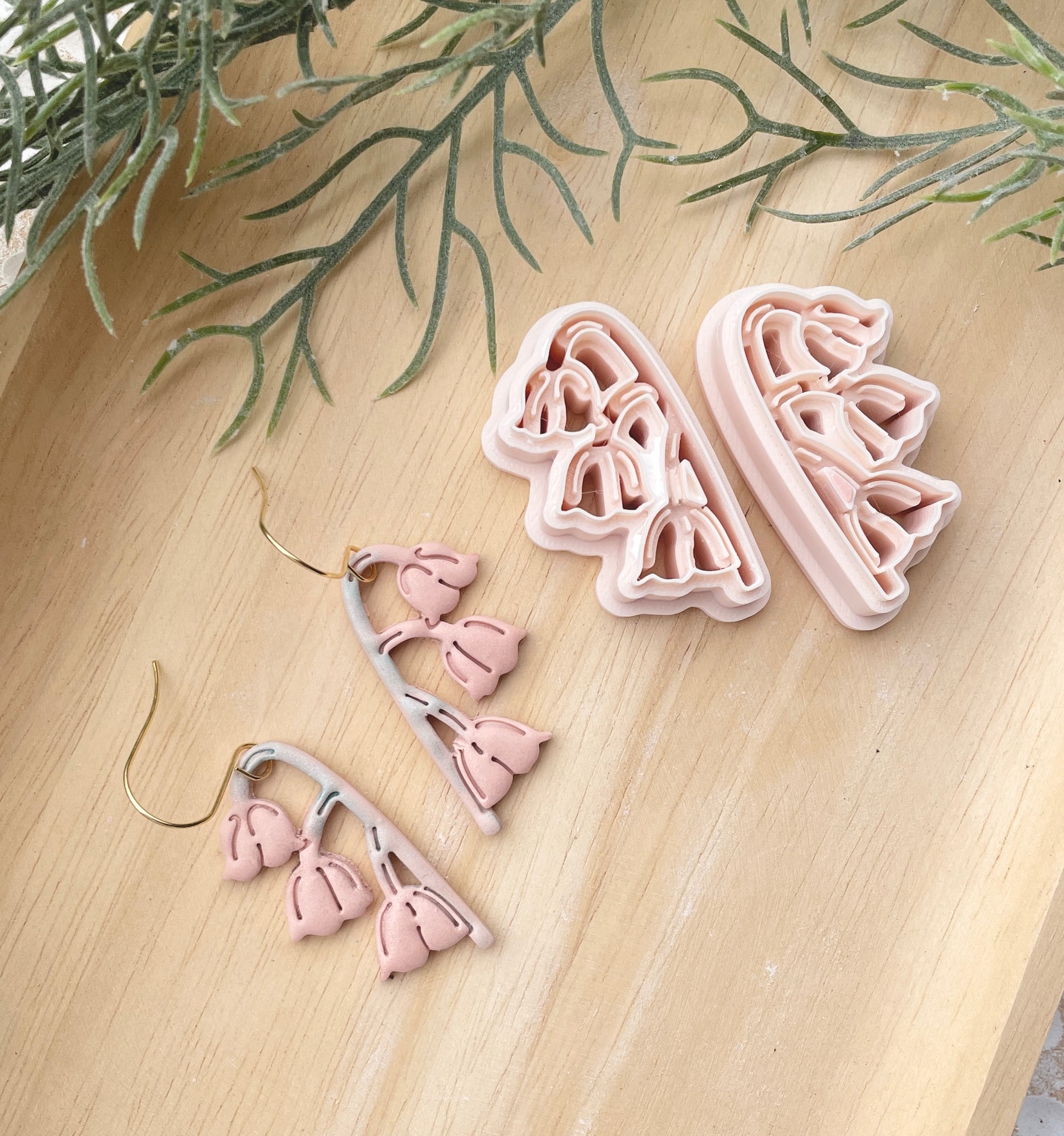MAY Mother's Day birth flower Lily of the Valley mirrored cutter set