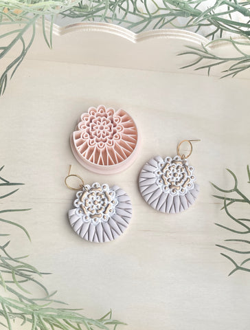 Anika boho flower detail cutter