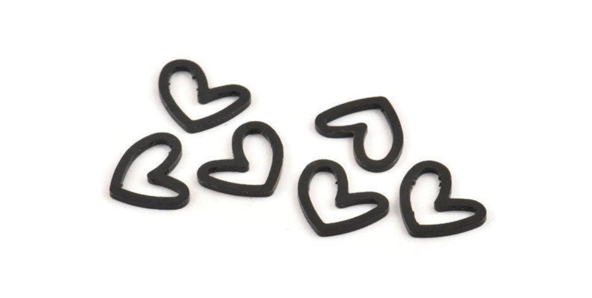 Black heart charm connector x 6 pieces