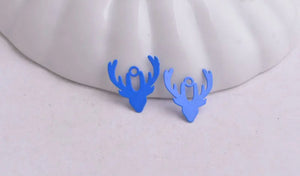 Blue deer head charms x 6