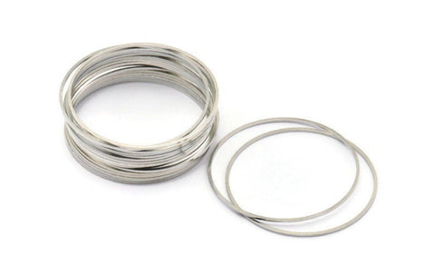 Bright silver tone circle 3cm charm connector x 8 pieces